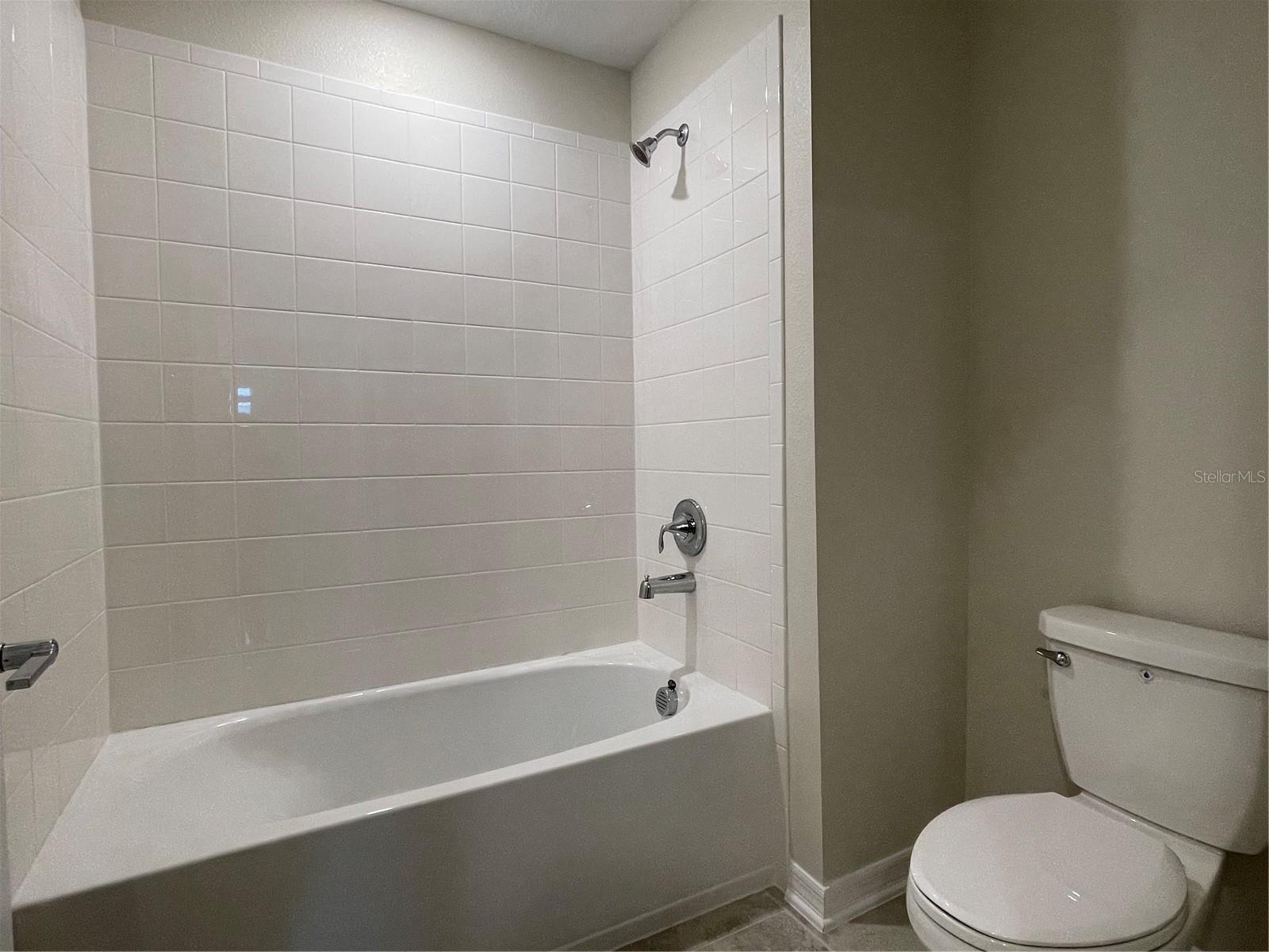 Image 18 of 24 For 2805 Muller Oak Loop