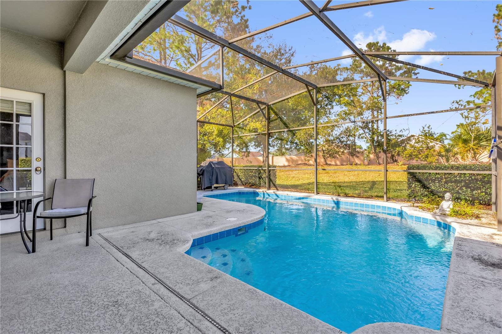 Image 15 of 33 For 130 Calabay Parc Boulevard