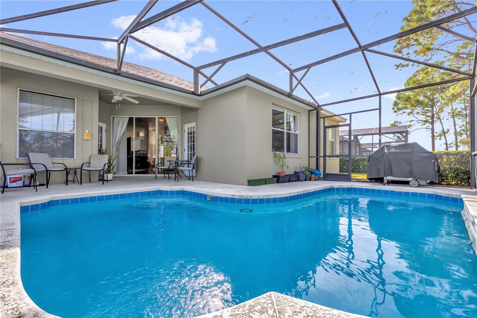 Image 16 of 33 For 130 Calabay Parc Boulevard