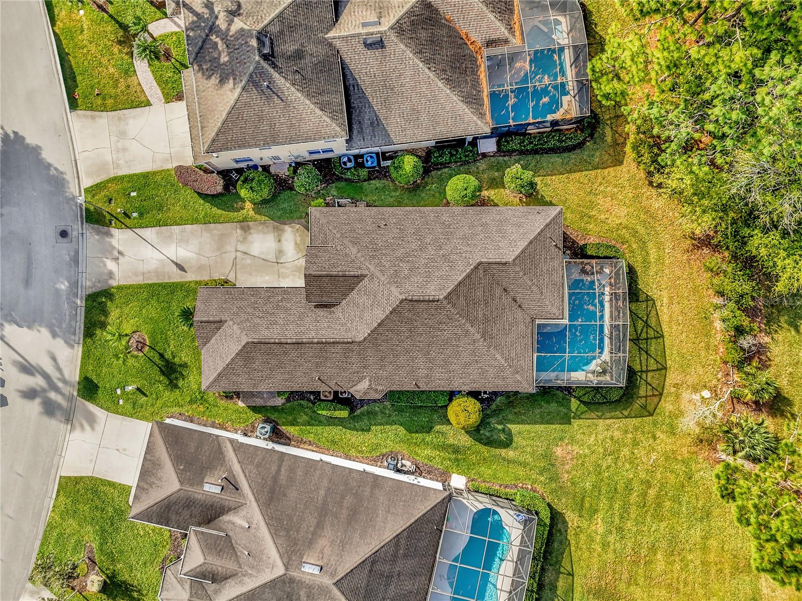 Image 17 of 33 For 130 Calabay Parc Boulevard