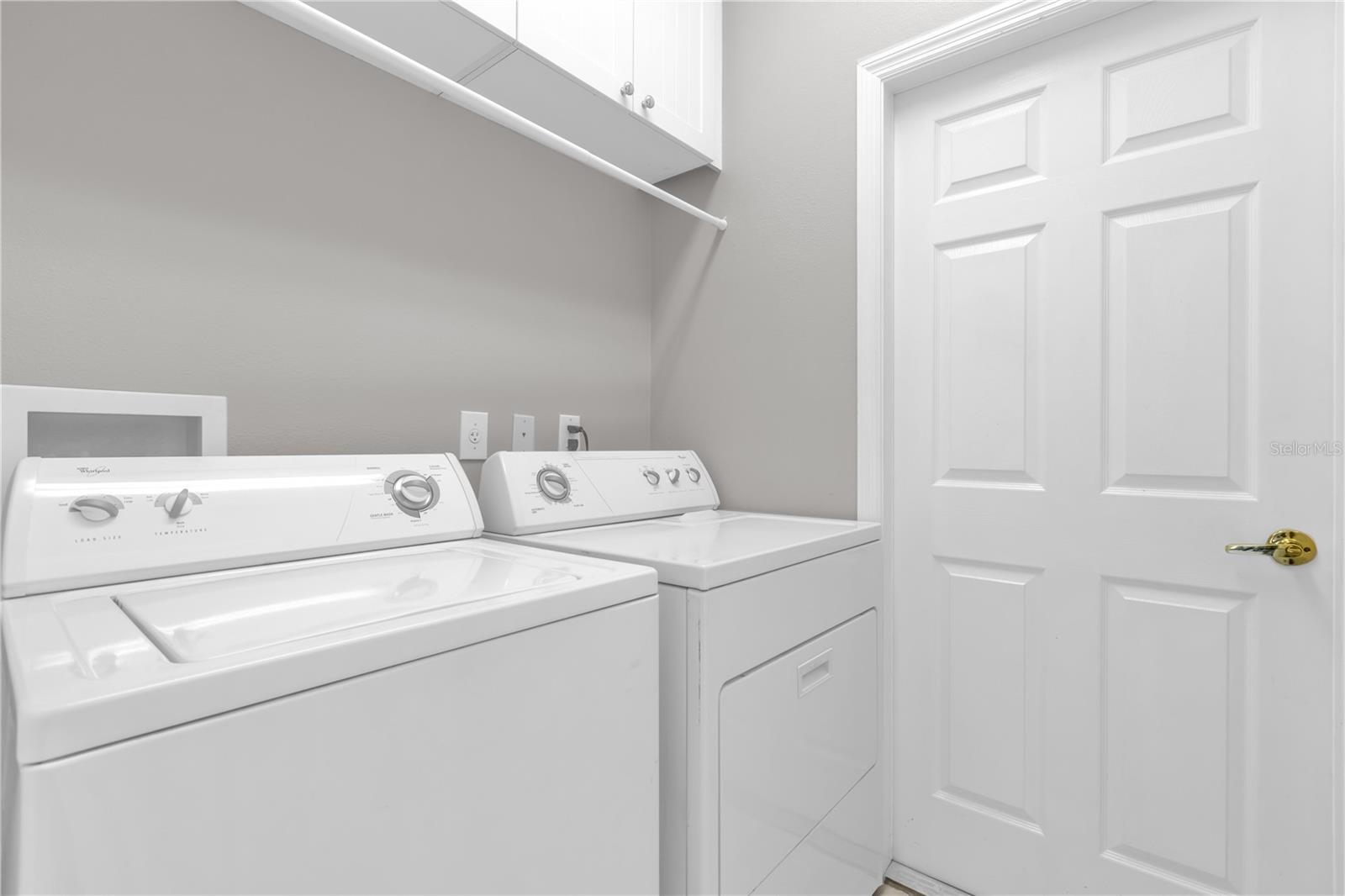 Image 27 of 33 For 130 Calabay Parc Boulevard