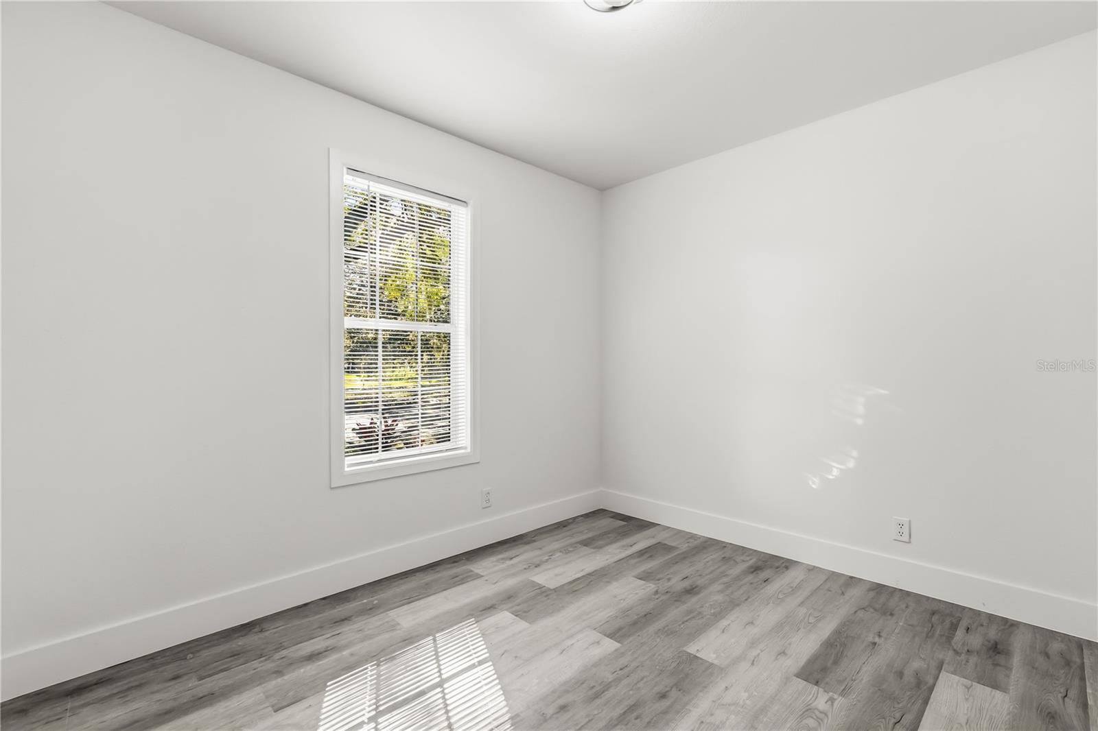 Image 20 of 33 For 14233 Tassleflower Court