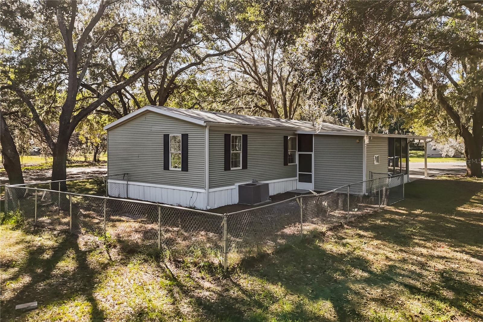 Image 28 of 33 For 14233 Tassleflower Court