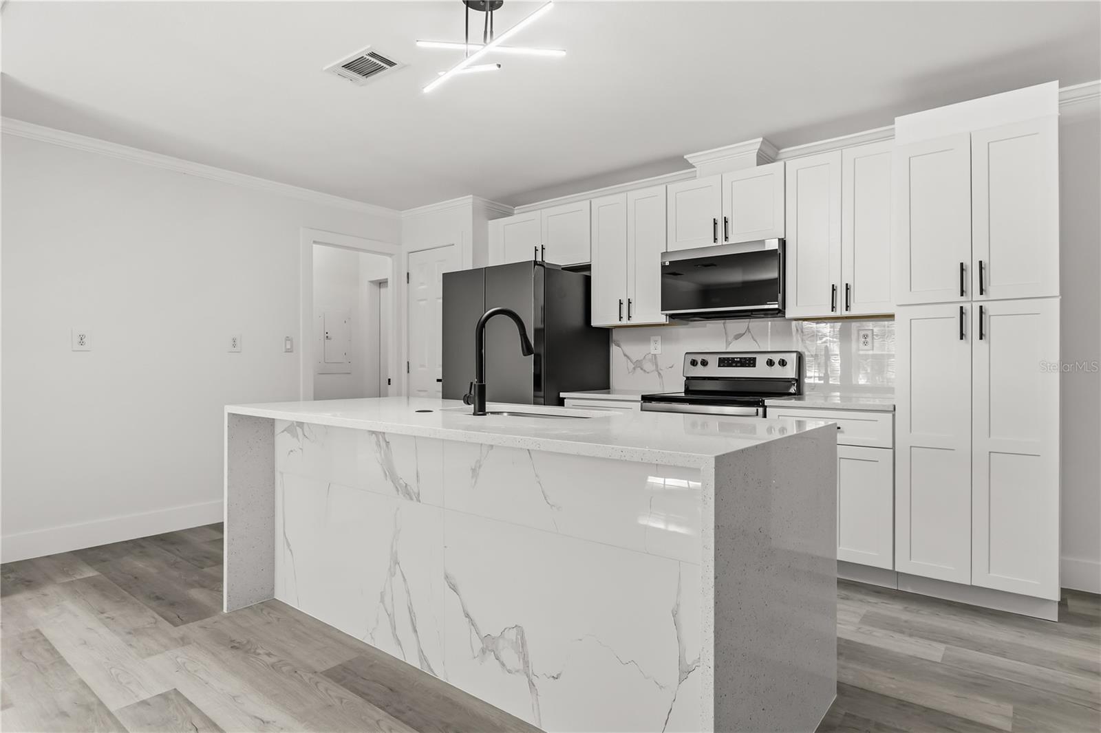 Image 6 of 33 For 14233 Tassleflower Court