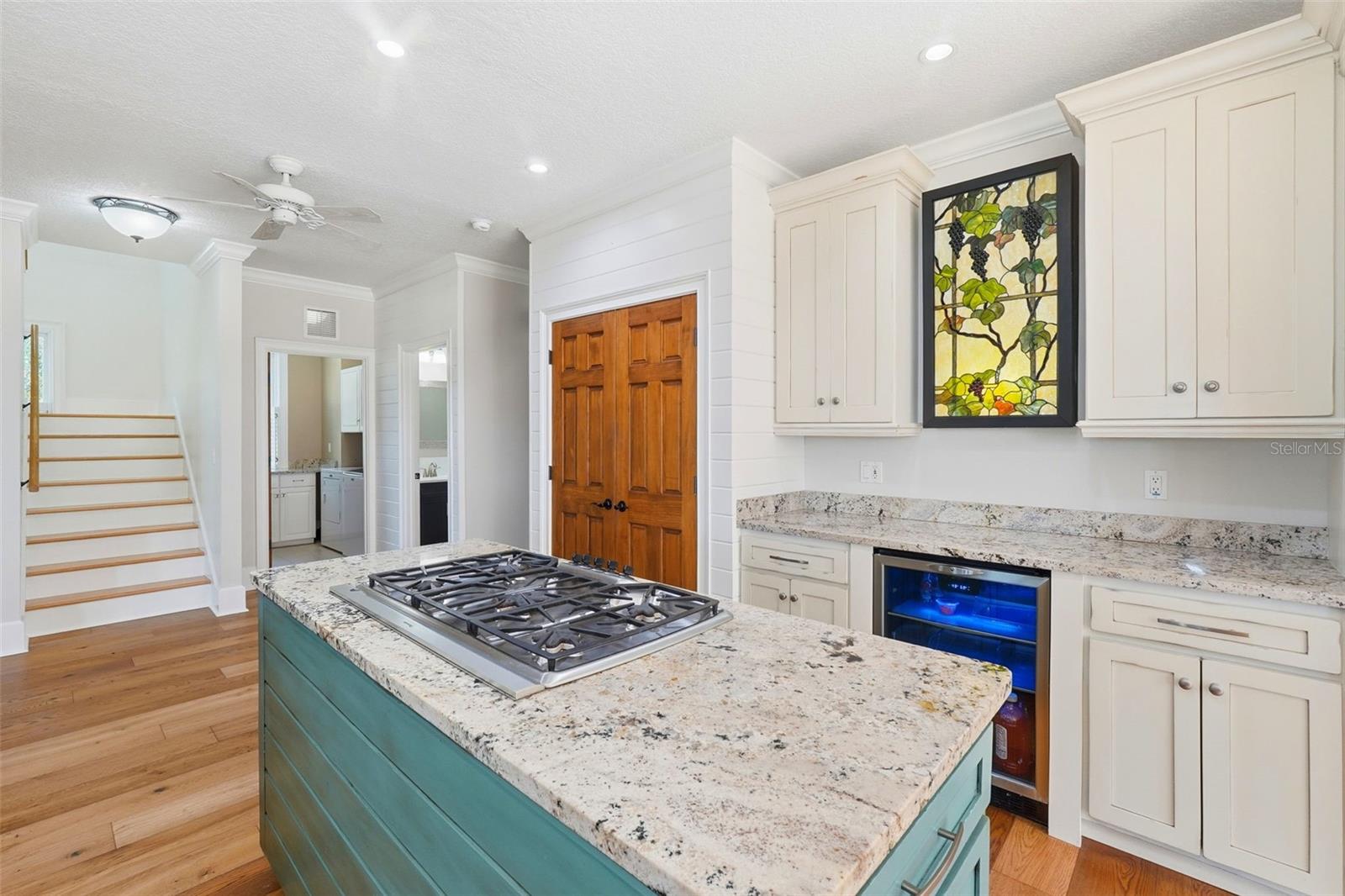 Image 18 of 58 For 580 10th Avenue