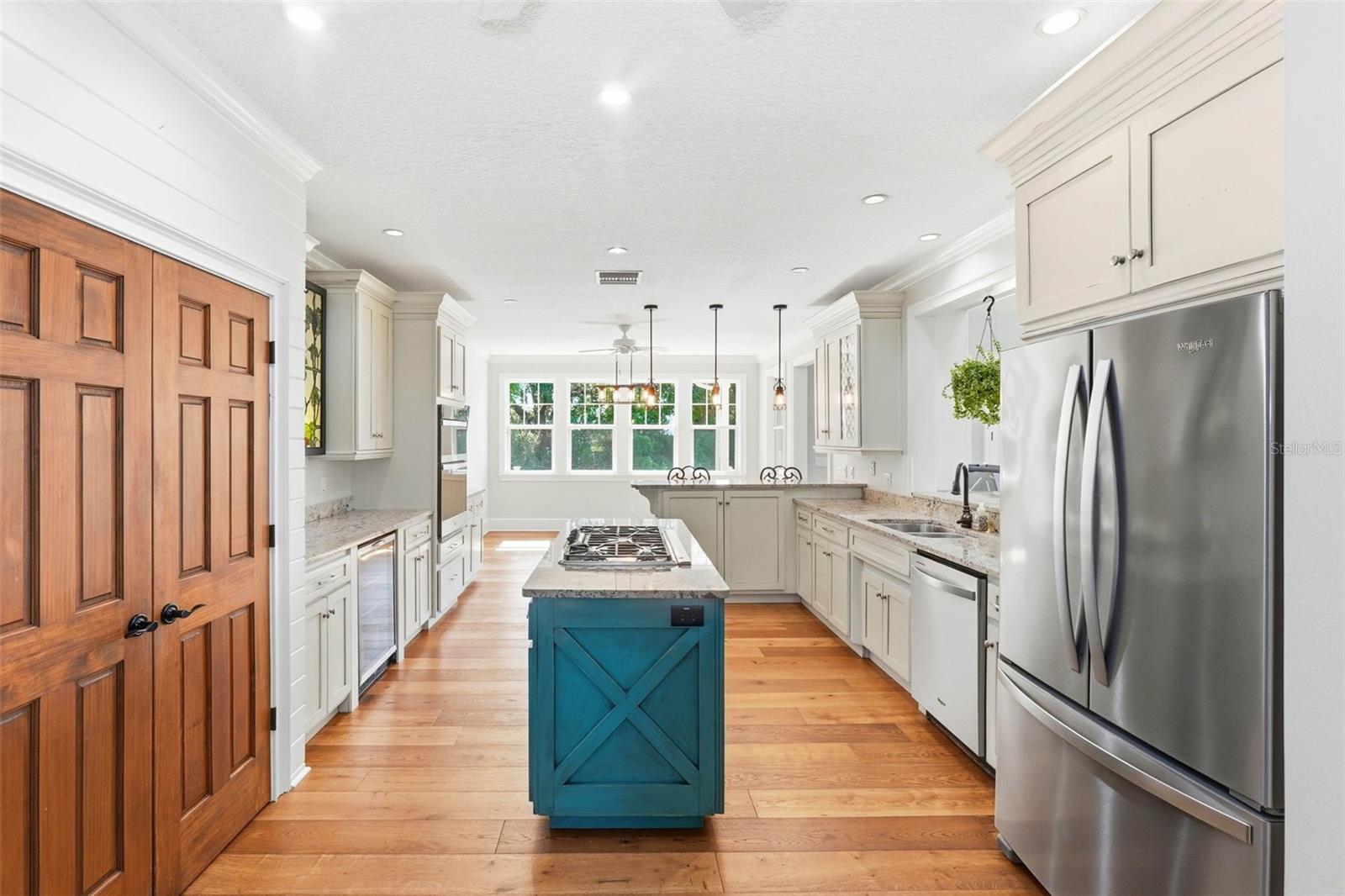 Image 20 of 58 For 580 10th Avenue