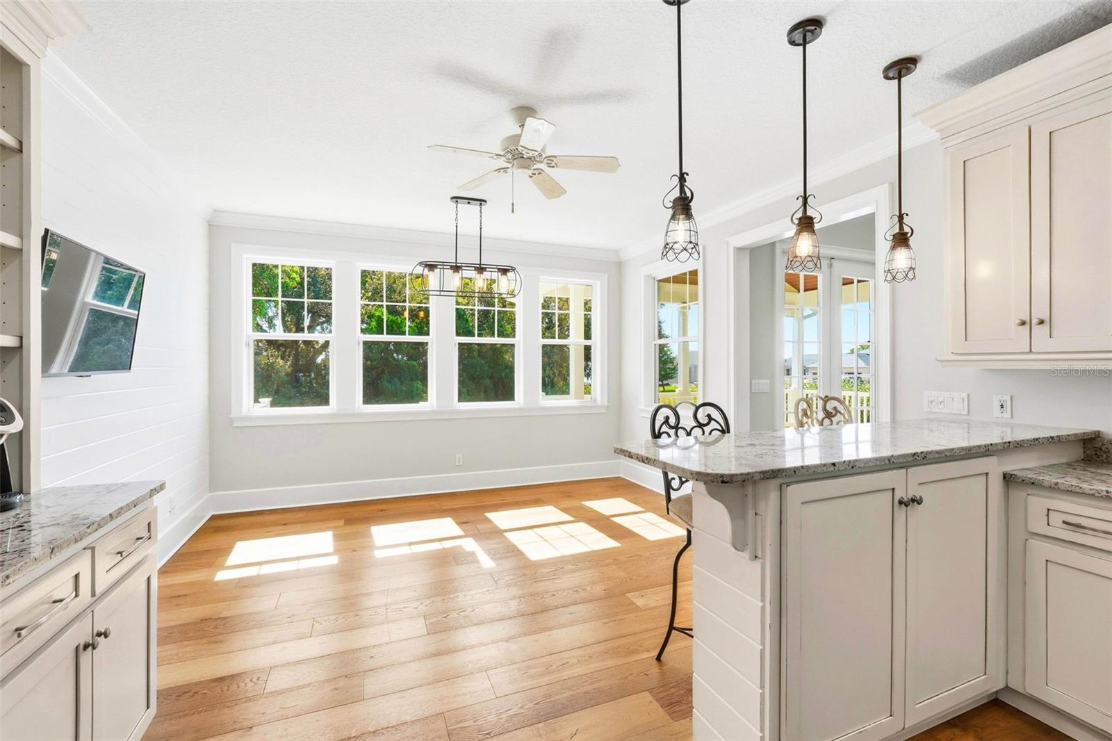 Image 22 of 58 For 580 10th Avenue