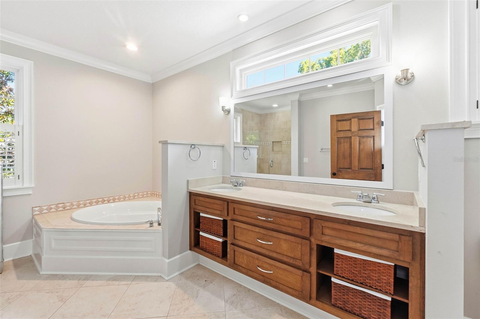 Image 27 of 58 For 580 10th Avenue