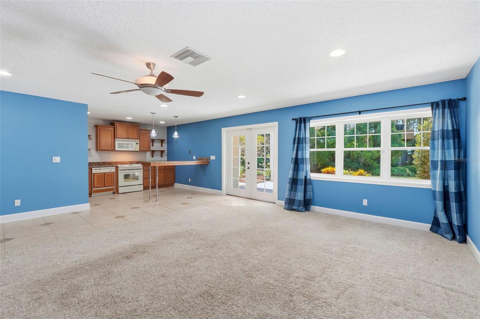 Image 37 of 58 For 580 10th Avenue