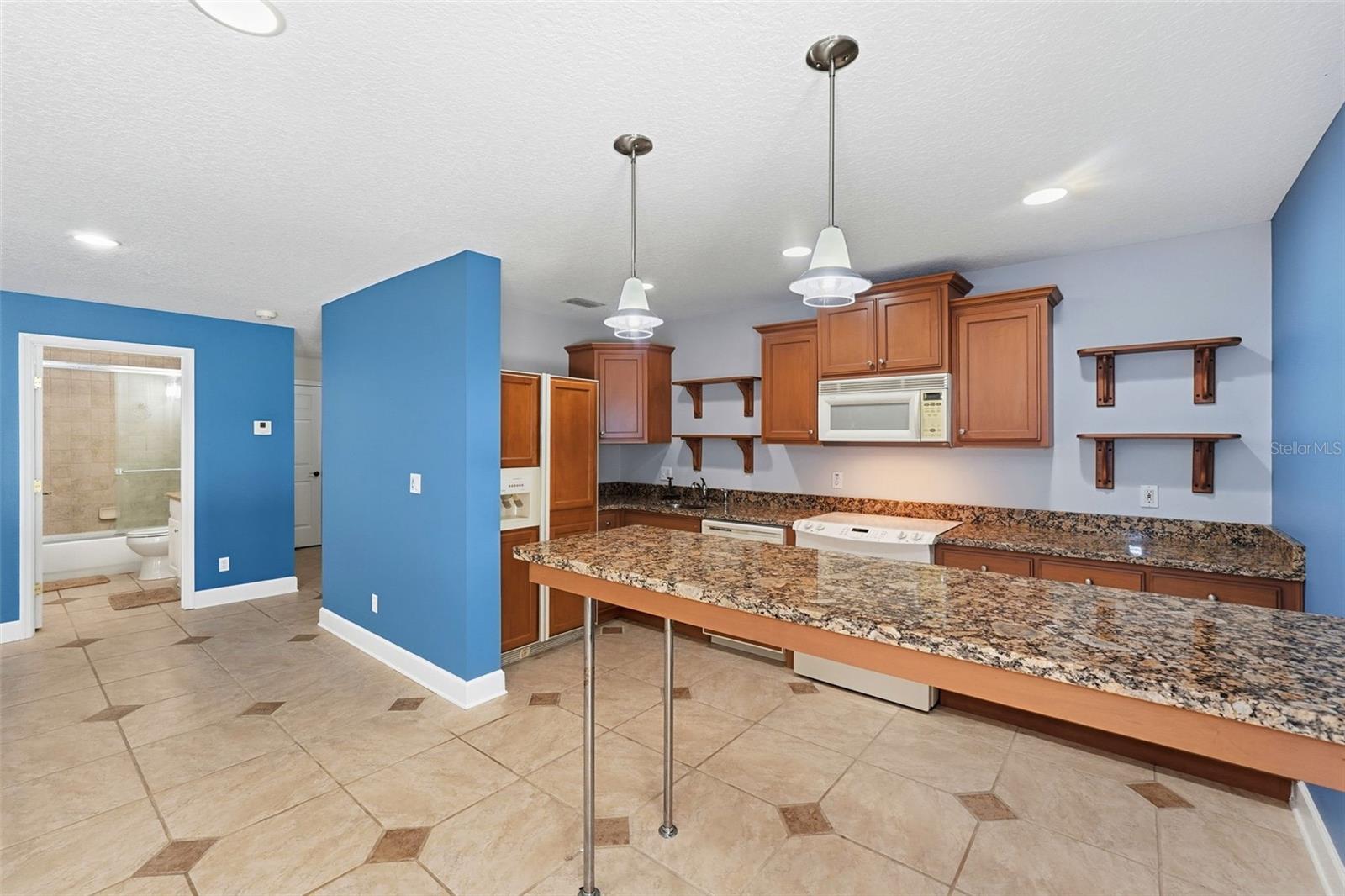 Image 40 of 58 For 580 10th Avenue