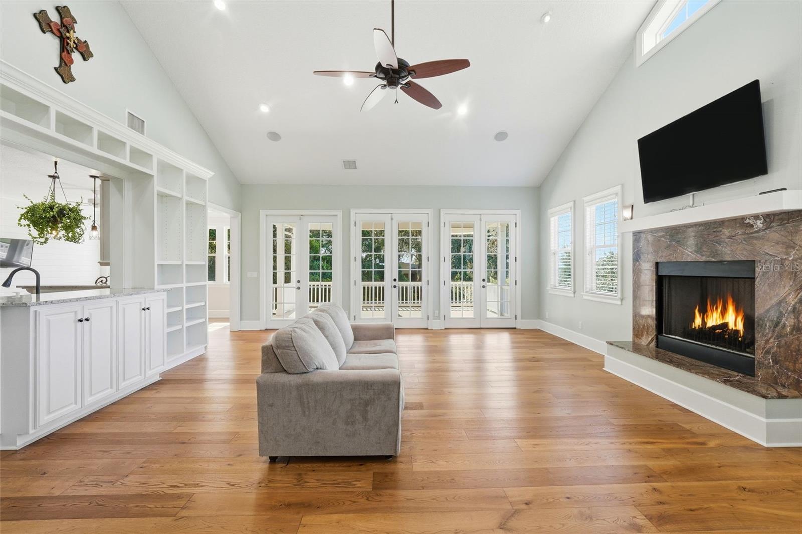 Image 8 of 58 For 580 10th Avenue