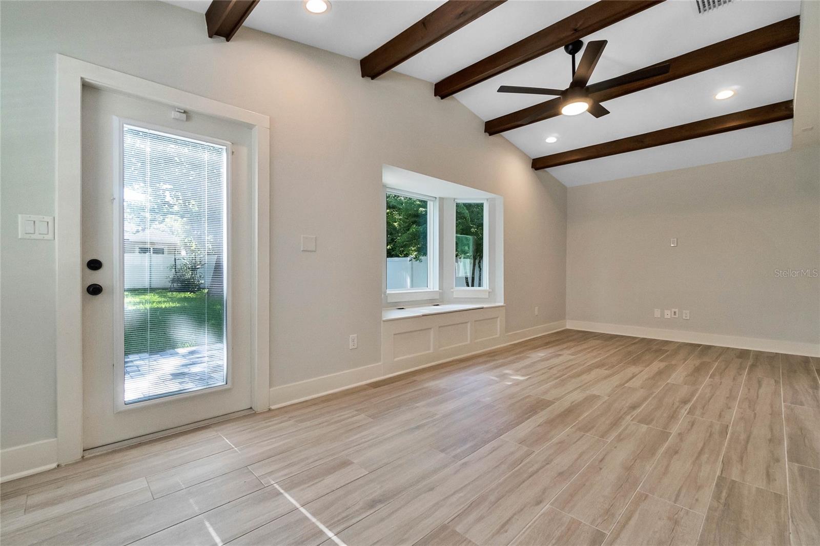 Image 19 of 52 For 315 Boyd Street