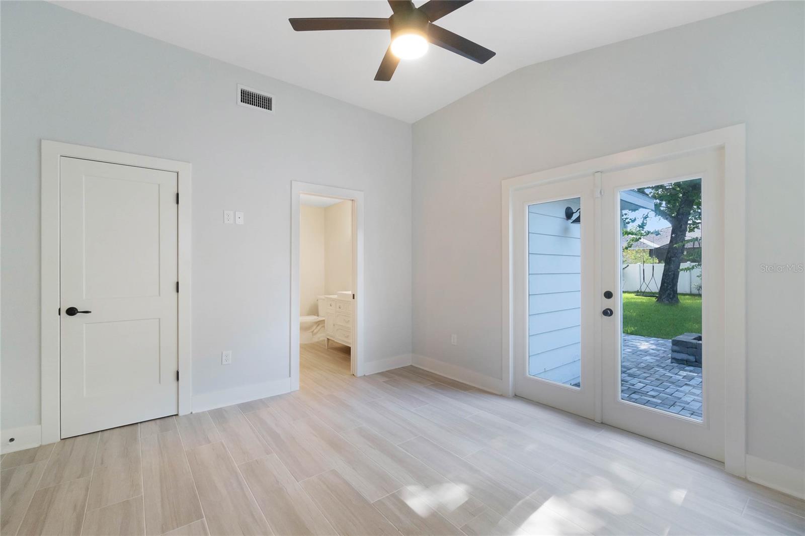 Image 28 of 52 For 315 Boyd Street