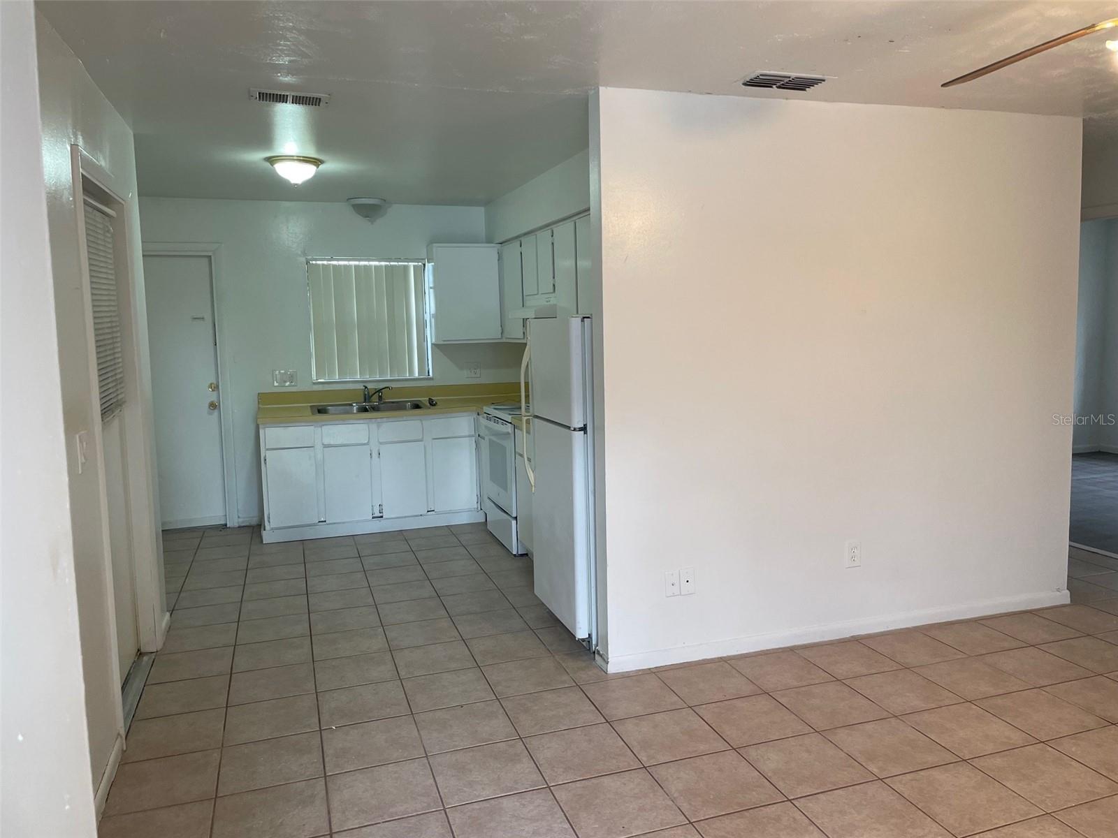 Image 14 of 15 For 2763 & 2765 Coolidge Avenue