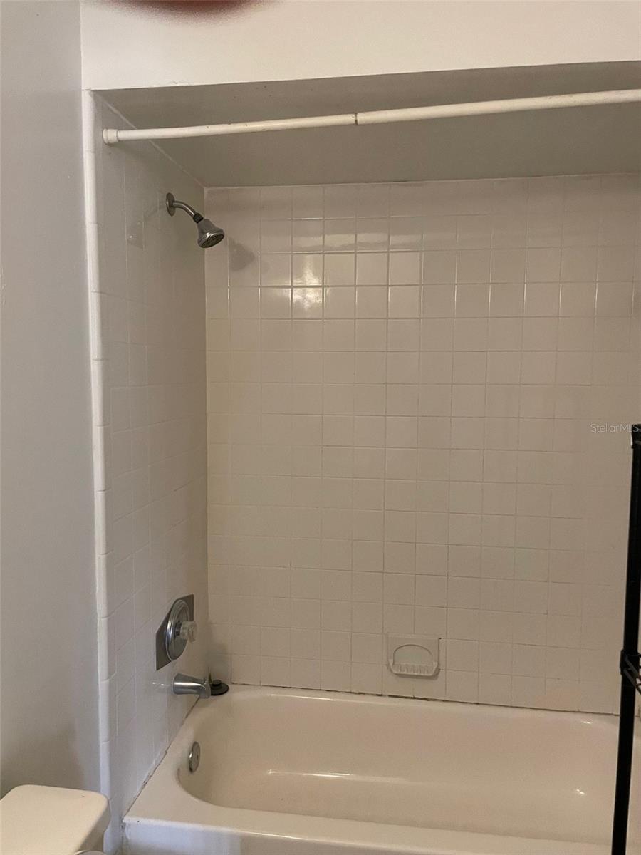 Image 8 of 15 For 2763 & 2765 Coolidge Avenue