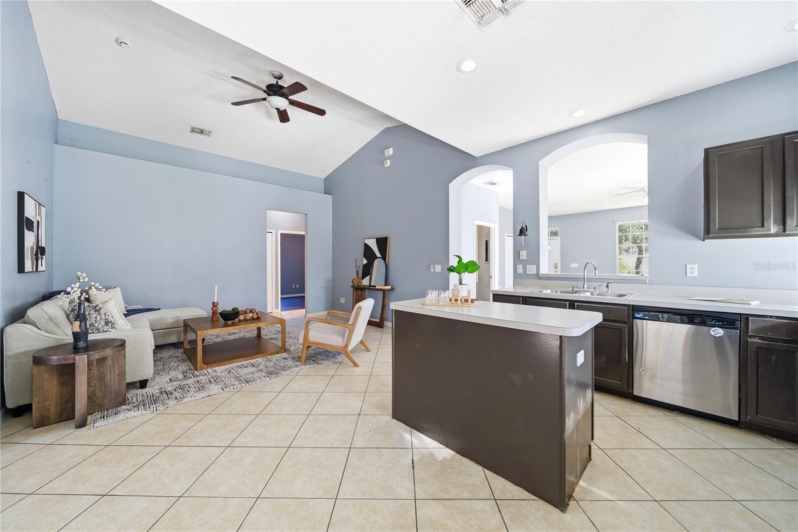 Image 11 of 34 For 146 London Fog Way