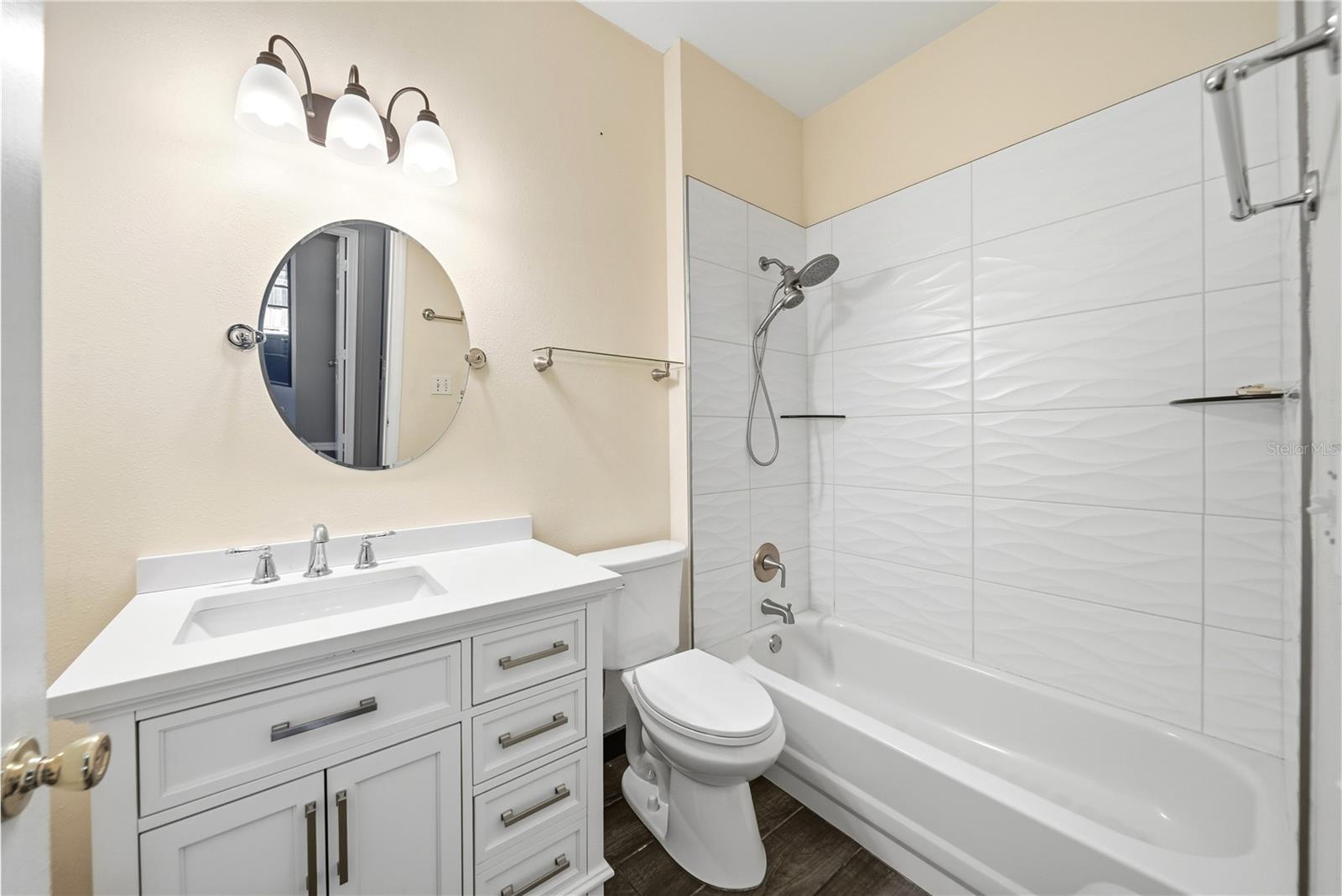 Image 28 of 34 For 146 London Fog Way