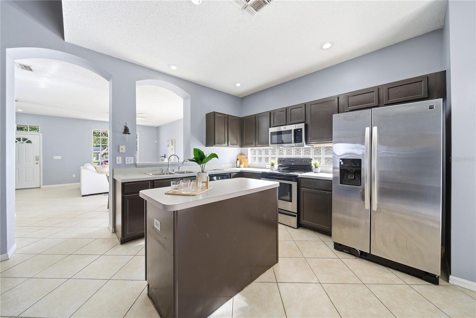 Image 8 of 34 For 146 London Fog Way