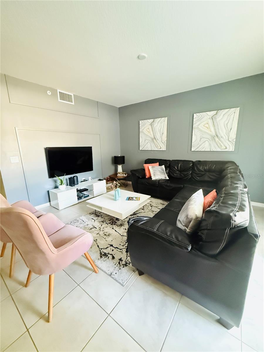 Image 7 of 38 For 4751 Clock Tower Drive 103