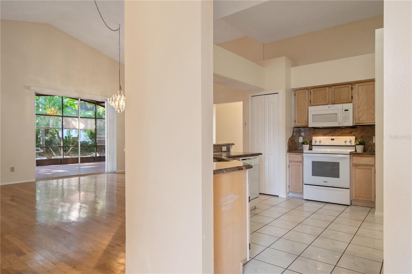 Image 10 of 37 For 2848 Ripton Court