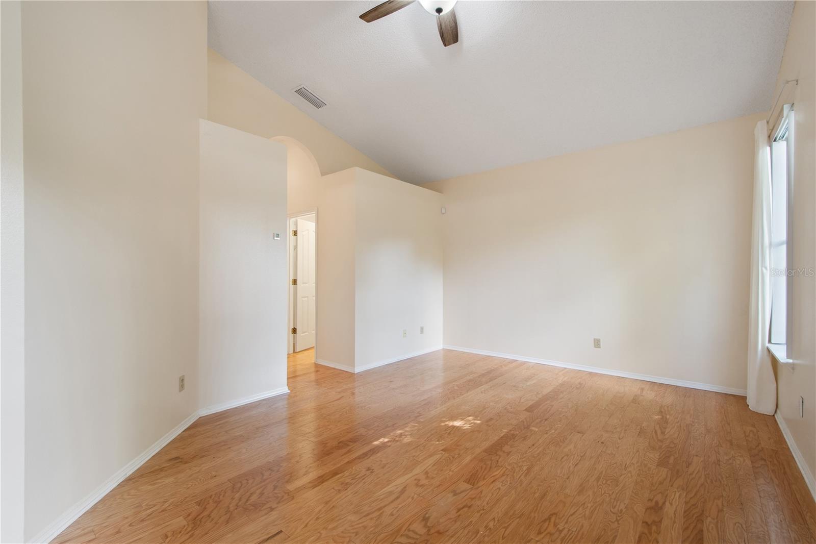 Image 29 of 37 For 2848 Ripton Court