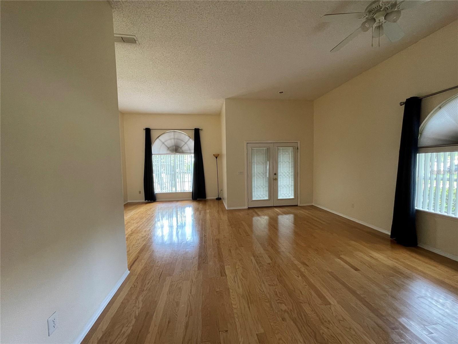 Image 3 of 8 For 2848 Ripton Court