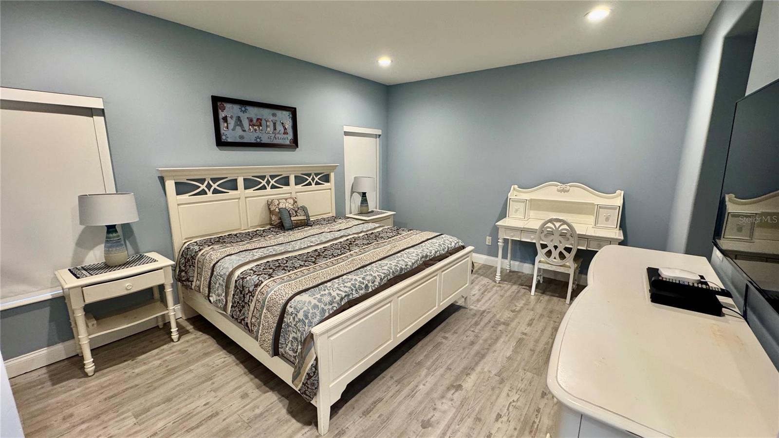 Image 11 of 28 For 6826 Sorrento Street