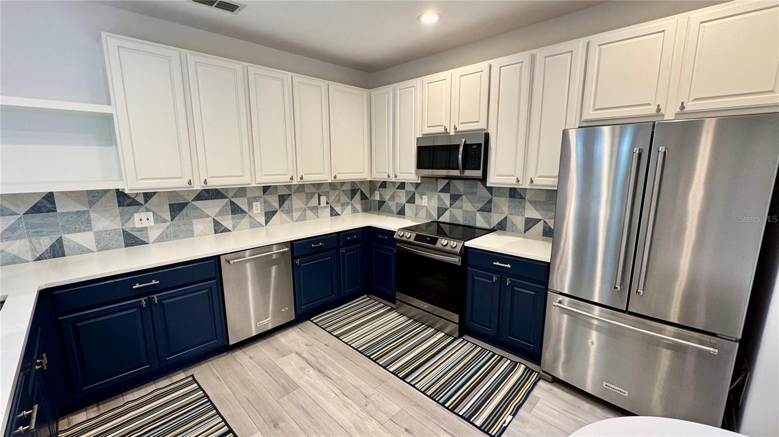 Image 6 of 28 For 6826 Sorrento Street