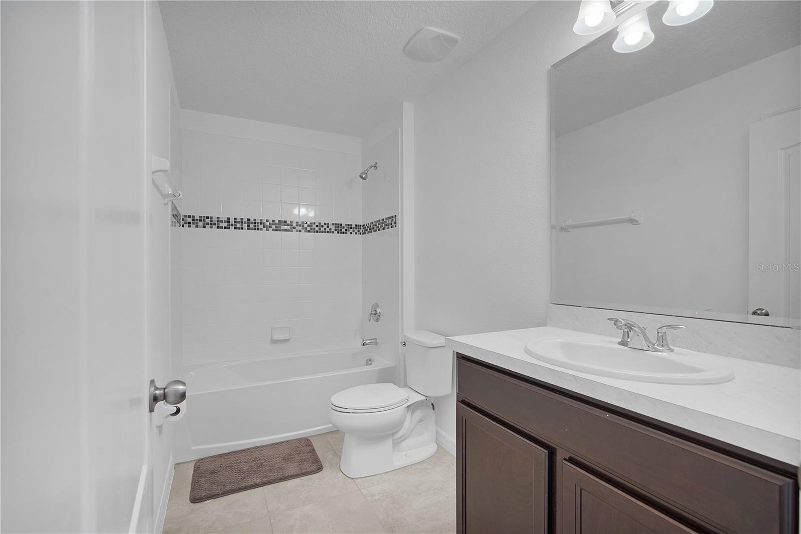 Image 20 of 29 For 110 Claire Lane