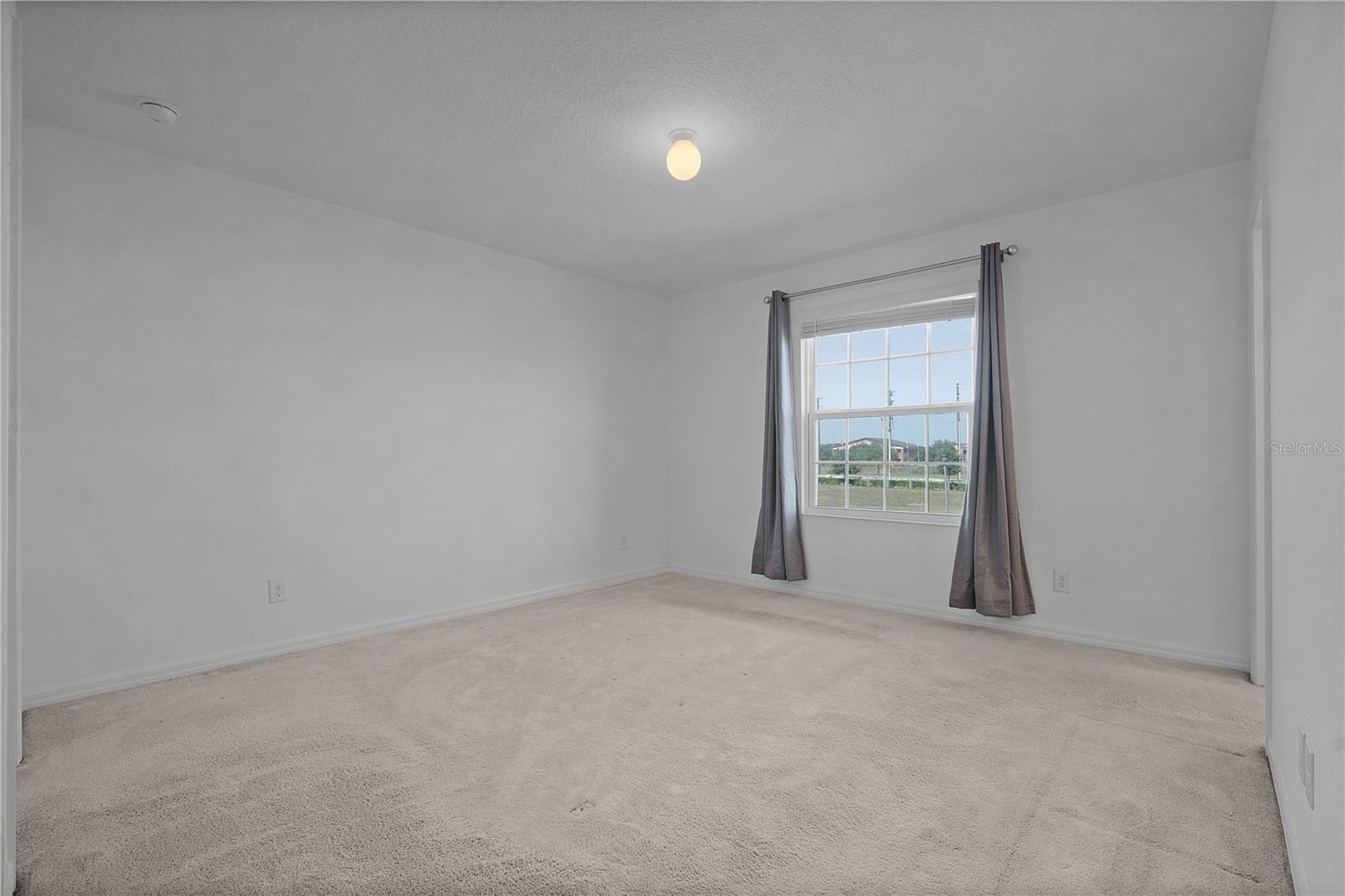 Image 26 of 29 For 110 Claire Lane