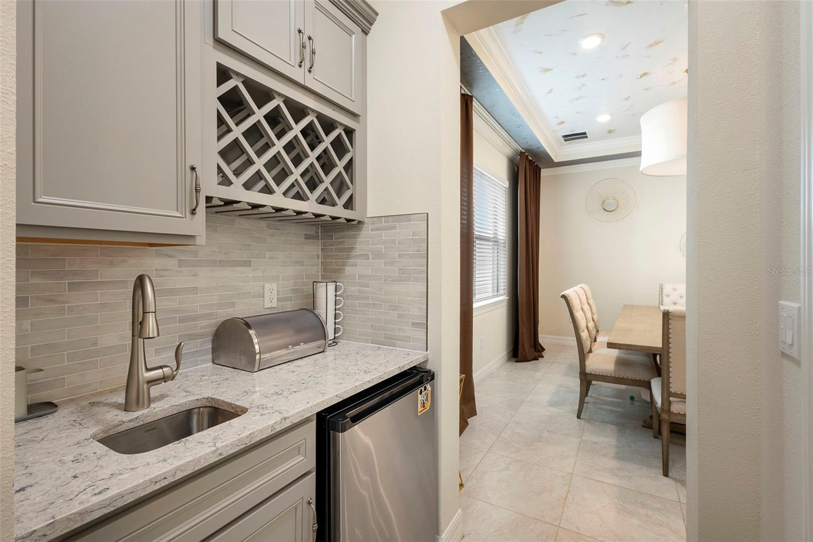 Image 15 of 71 For 8000 Leaf Grove Circle