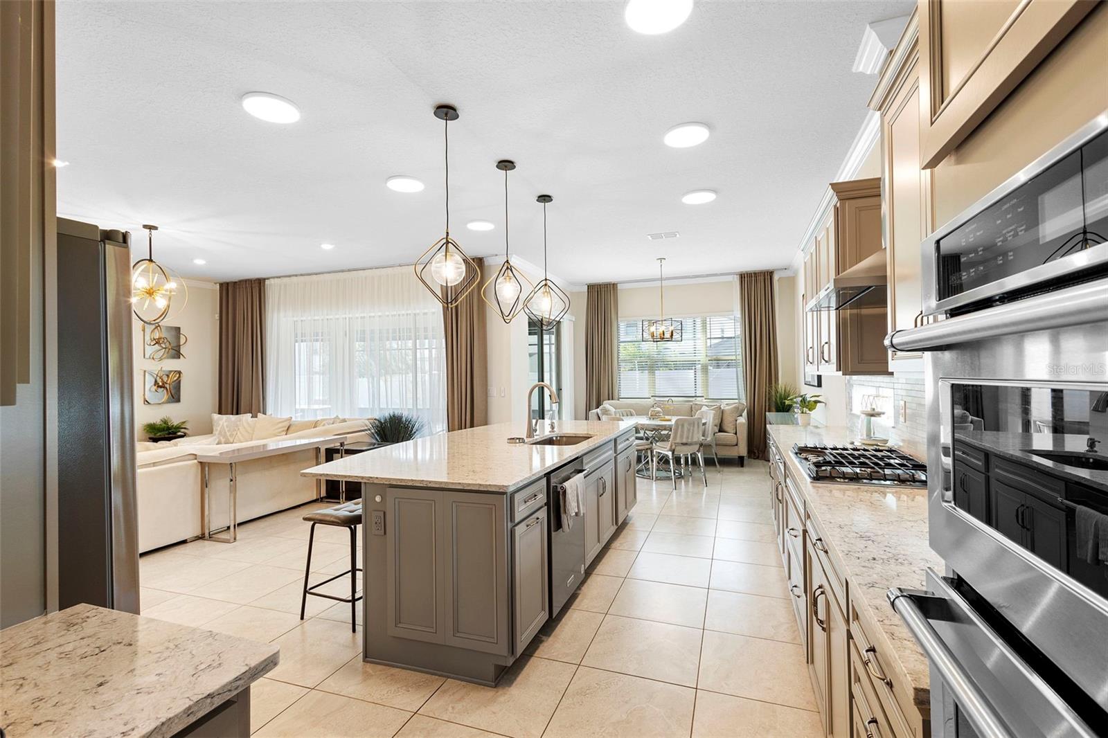 Image 16 of 71 For 8000 Leaf Grove Circle