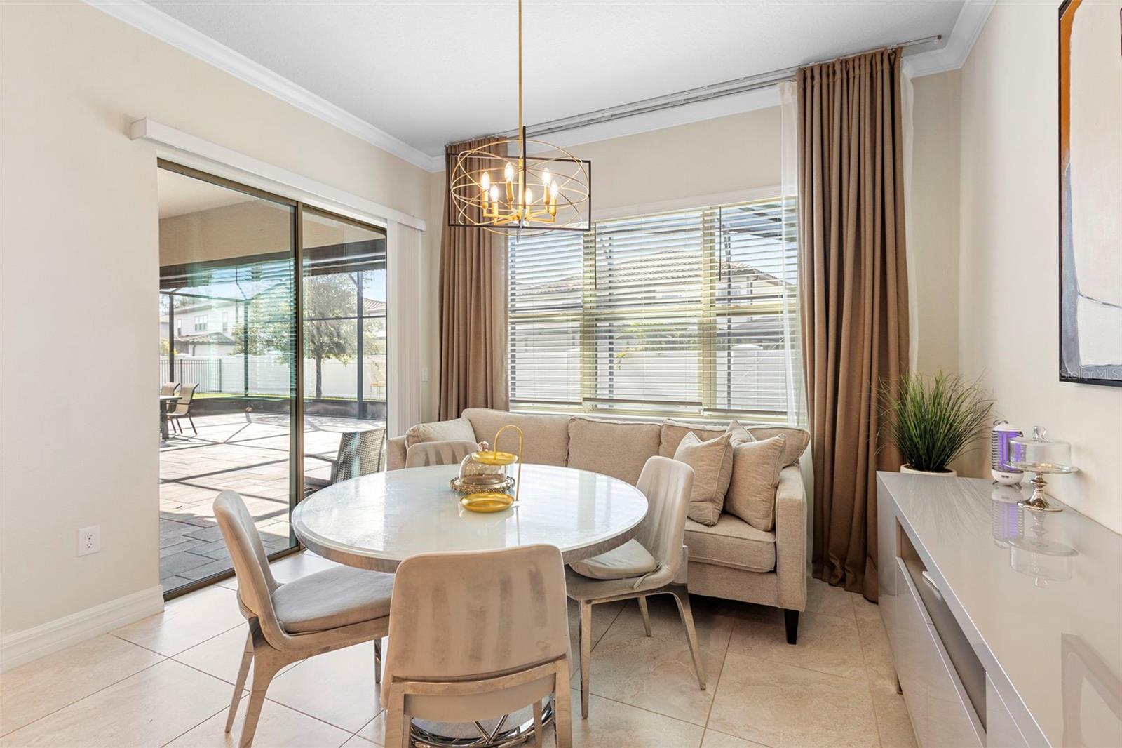 Image 21 of 71 For 8000 Leaf Grove Circle