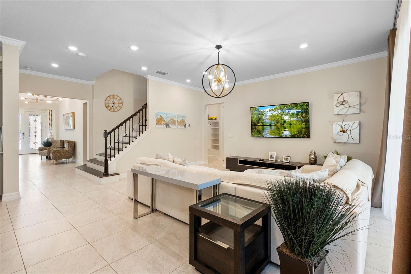 Image 24 of 71 For 8000 Leaf Grove Circle