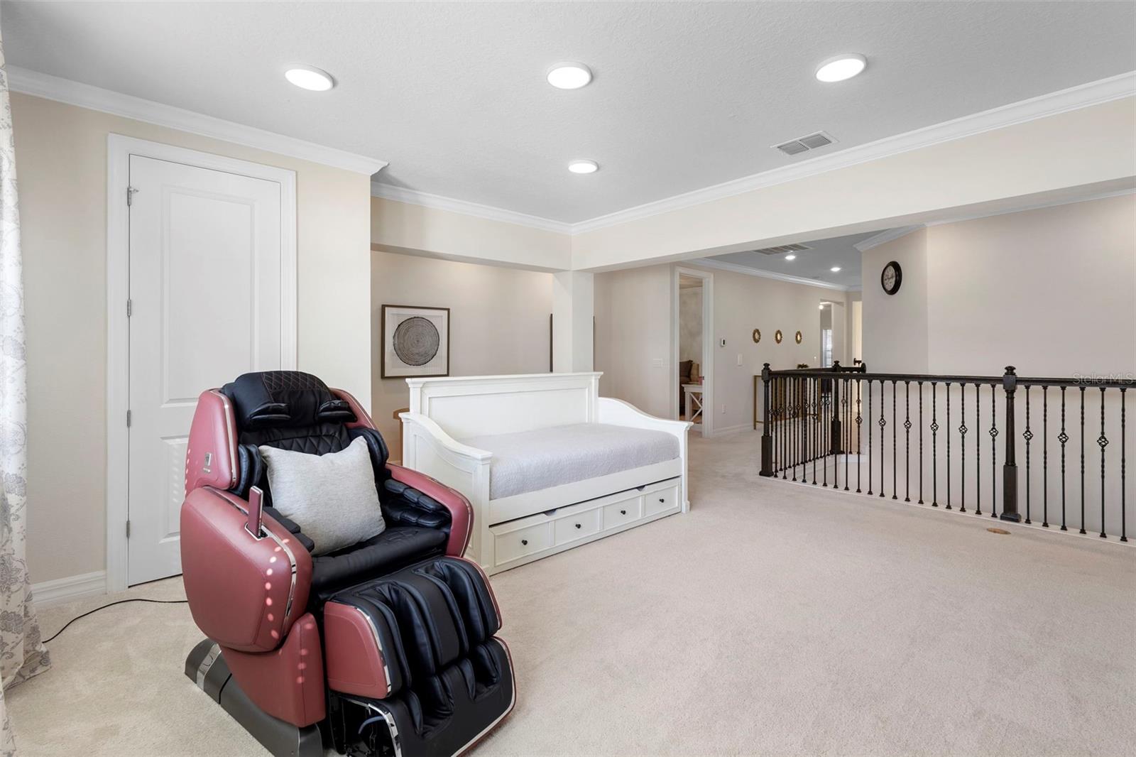 Image 34 of 71 For 8000 Leaf Grove Circle