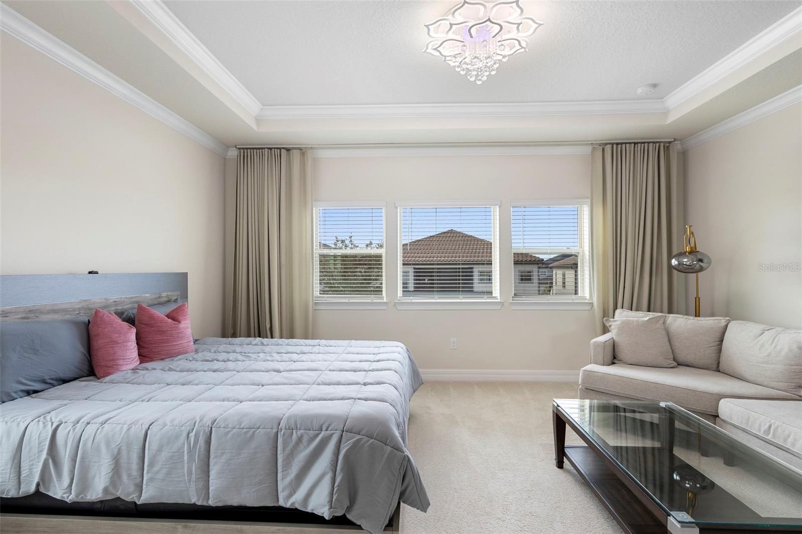 Image 37 of 71 For 8000 Leaf Grove Circle