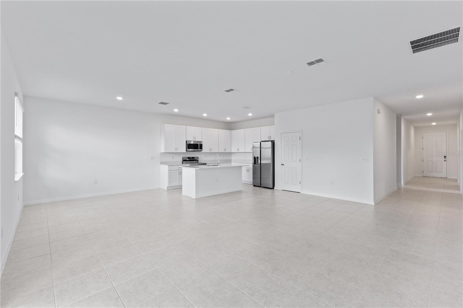 Image 6 of 10 For 147 Bottle Brush