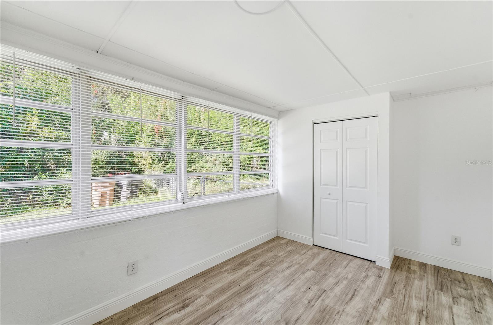 Image 11 of 26 For 1615 9th Street