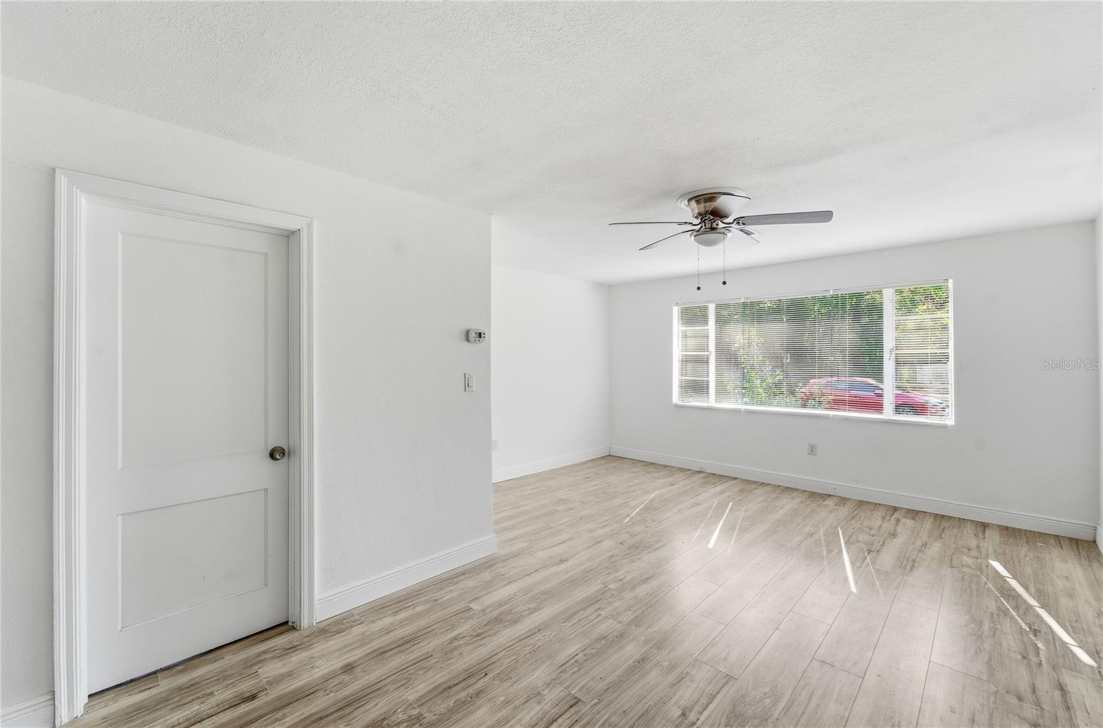 Image 17 of 26 For 1615 9th Street