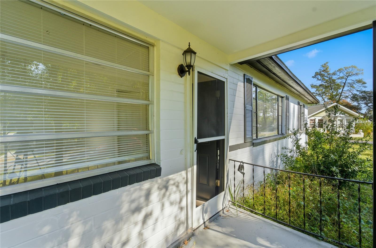 Image 7 of 26 For 1615 9th Street