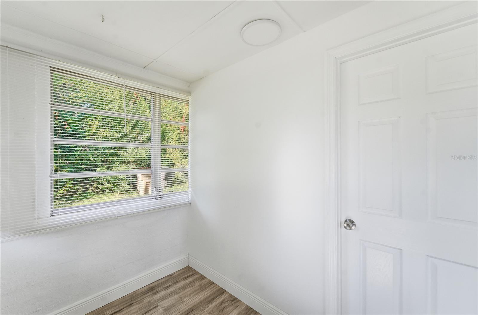 Image 8 of 26 For 1615 9th Street