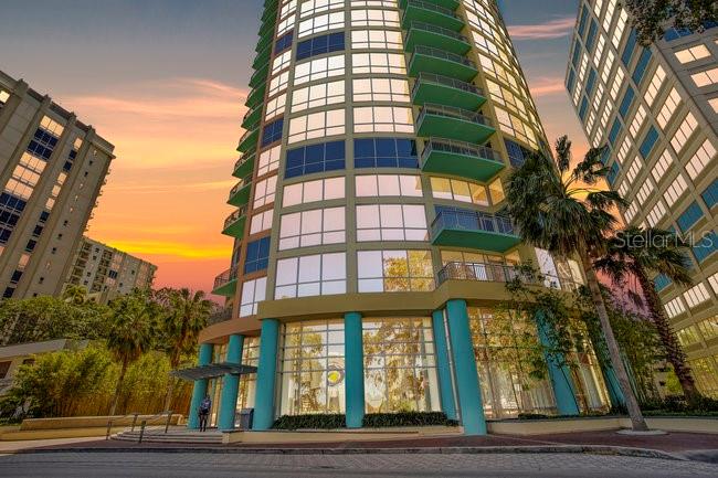 Image 62 of 66 For 1002 Robinson Street