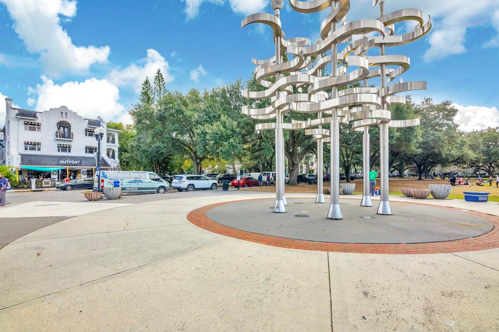 Image 73 of 84 For 1002 Robinson Street