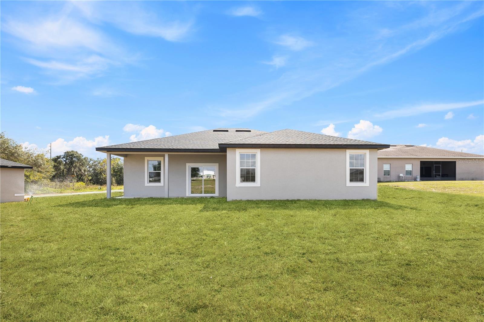 Image 9 of 32 For 917 Desmoines Way