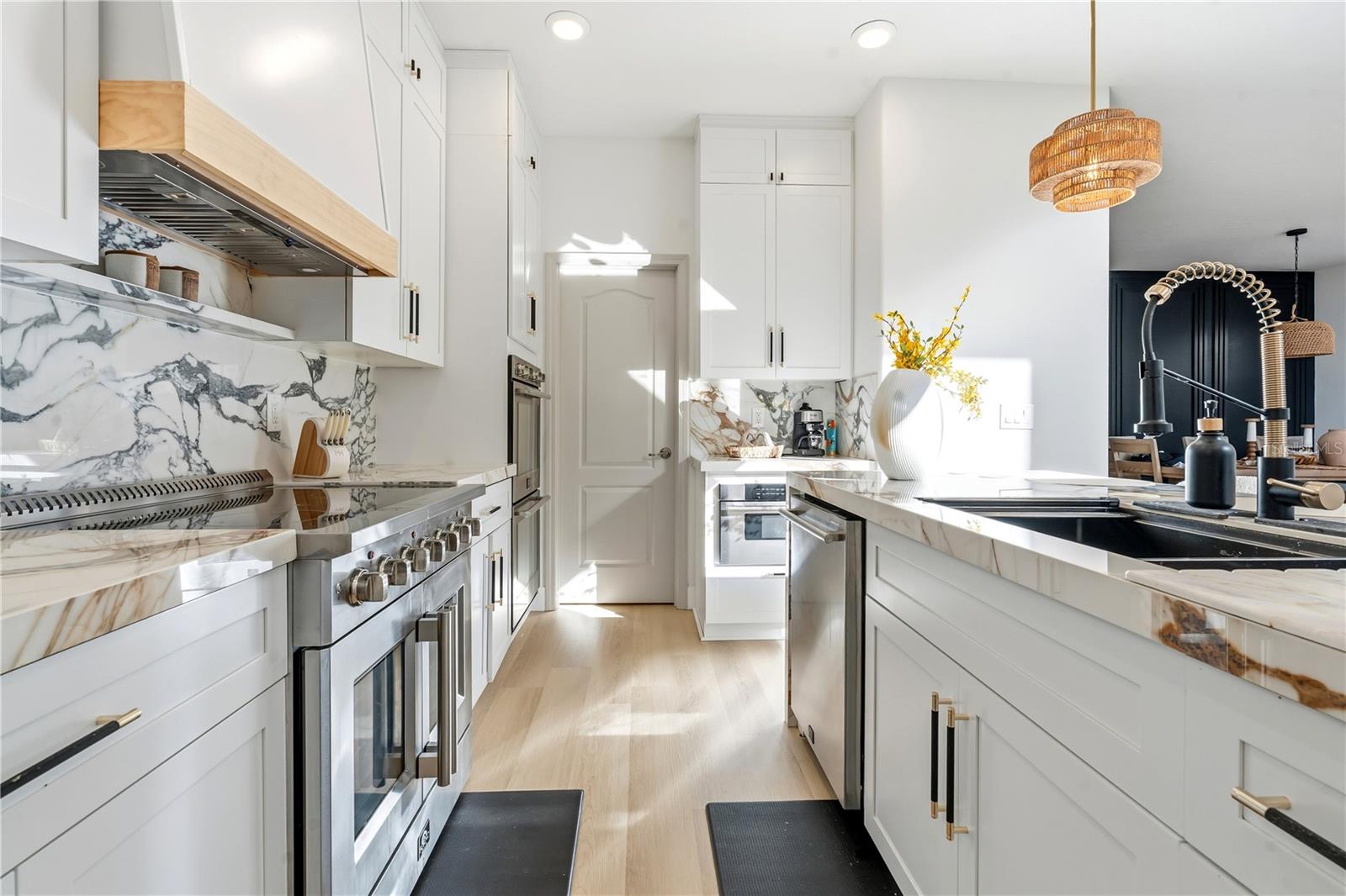 Image 12 of 70 For 2908 Banana Palm Drive