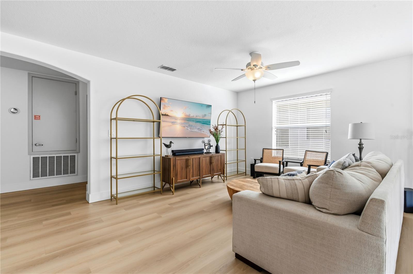 Image 21 of 70 For 2908 Banana Palm Drive