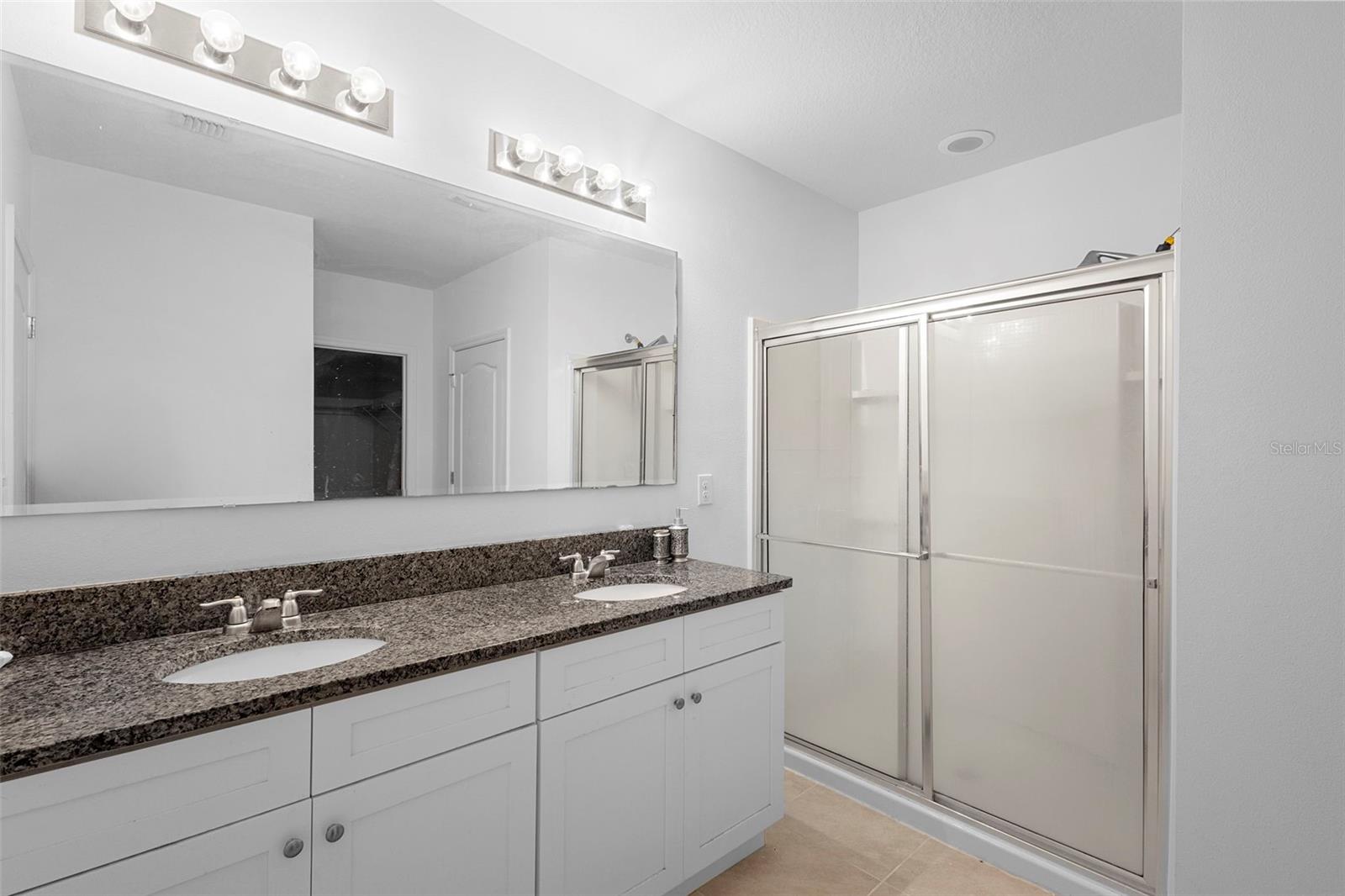 Image 11 of 28 For 506 Deed Circle