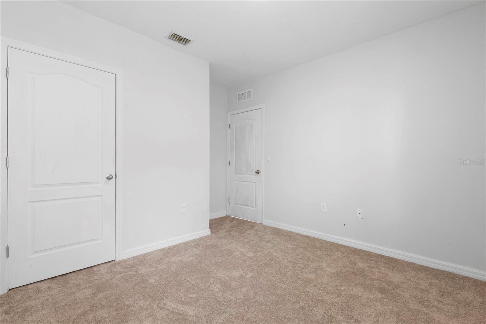 Image 16 of 28 For 506 Deed Circle