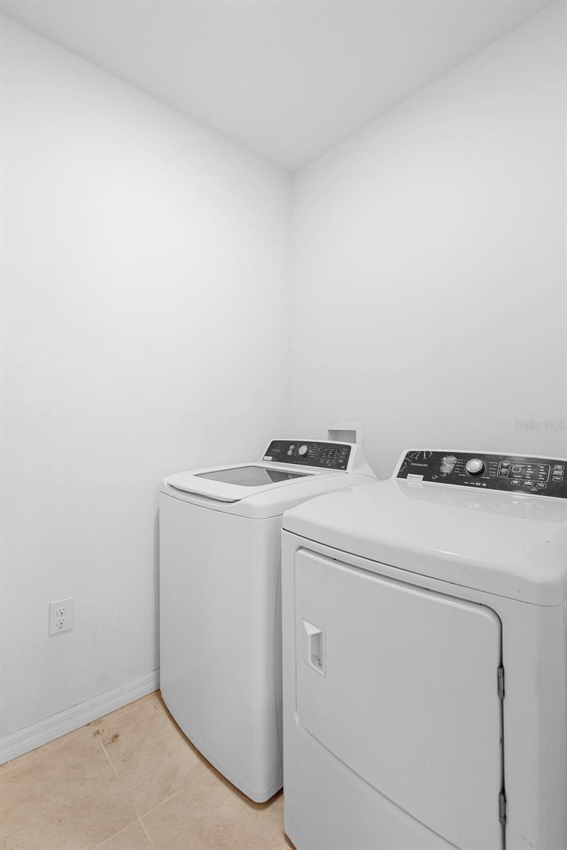 Image 18 of 28 For 506 Deed Circle