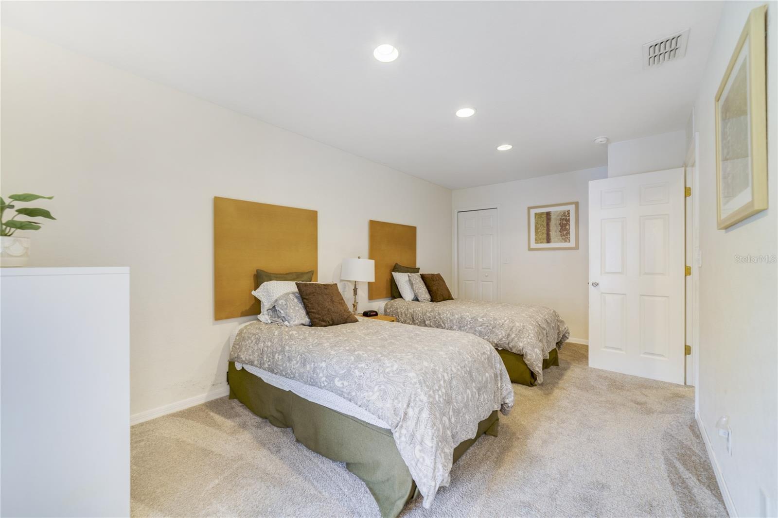 Image 21 of 25 For 2754 Corvette Lane